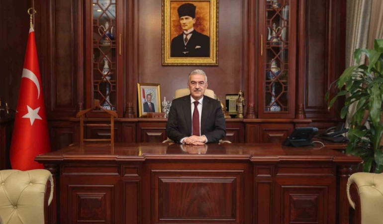 Bursa Valisi Ayyıldız’dan bayram mesajı