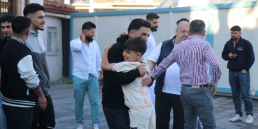 Sakarya’da vatandaşlar bayram namazı için camileri doldurdu