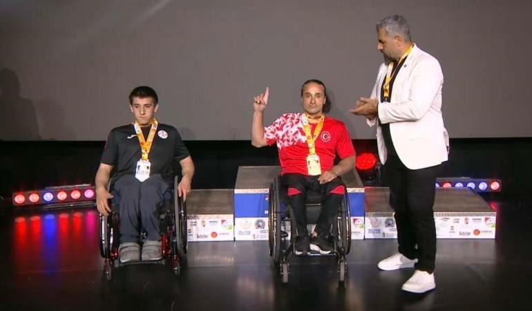 Bağcılar’ın demir bilekleri Avrupa Şampiyonu oldu