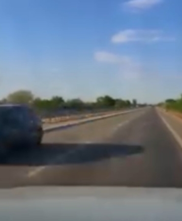 Edirne’de ters yönde ilerleyen otomobil trafikte tehlike saçtı
