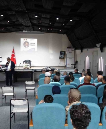 Denetimli Serbestlik Müdürlüğü’nden çocuklara ve ailelere anlamlı seminer: "Aile bizim sığınağımız ve kalemizdir"