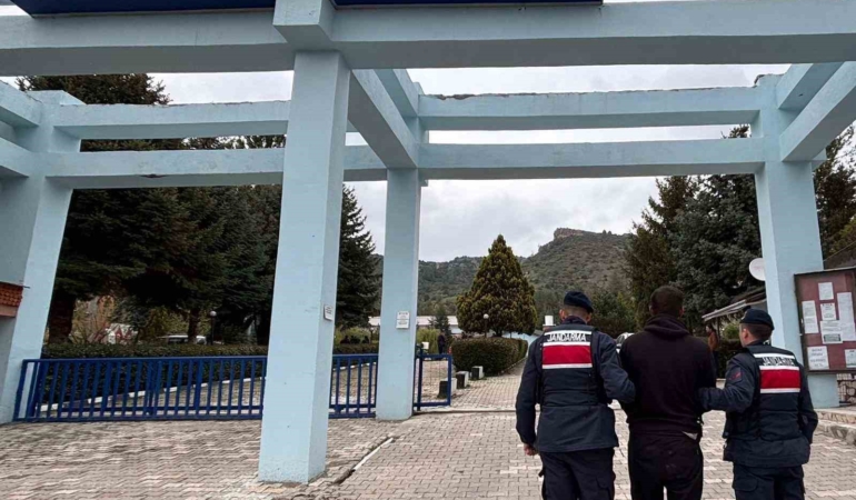 Çocuk istismarı suçundan aranan şahıs yakalandı
