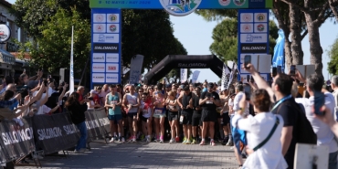 Salomon Çeşme Yarı Maratonu’nda ödüller sahiplerini buldu