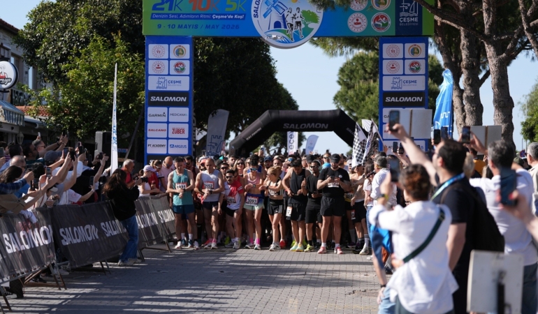 Salomon Çeşme Yarı Maratonu’nda ödüller sahiplerini buldu