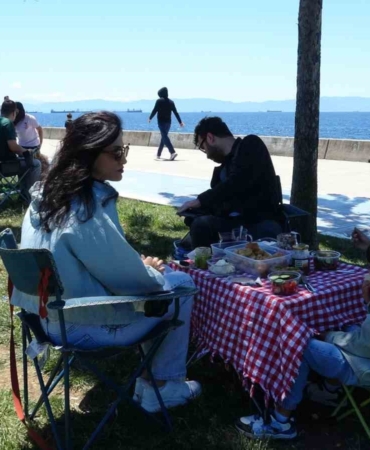 Bayramın 4. gününde Pendik ve Kartal sahillerinde yoğunluk