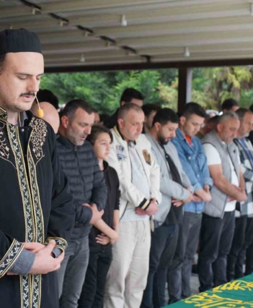 Kayseri’deki feci kazada hayatını kaybeden intern doktor Sakarya’da defnedildi
