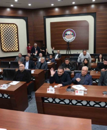 Körfez’in parkları hibe desteğiyle yenilenecek