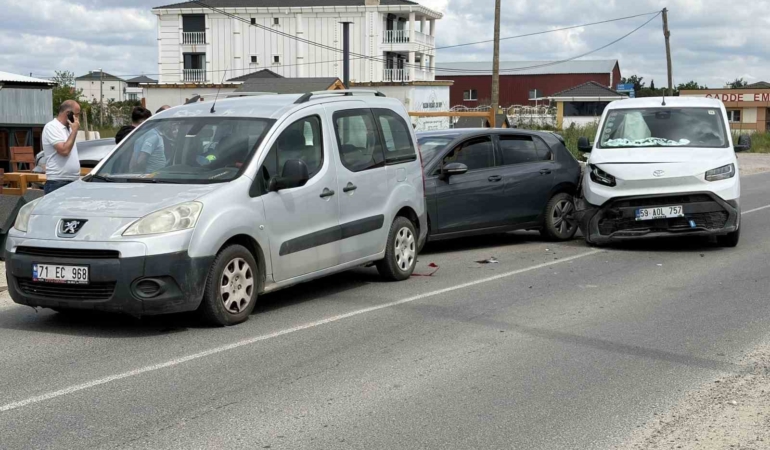 Tekirdağ’da zincirleme kaza kamerada
