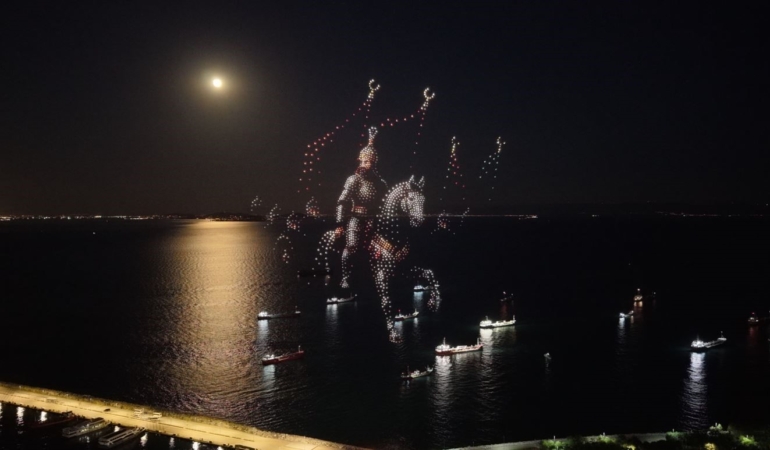 Yenikapı Sahili’nde 1453 dronla fetih şöleni