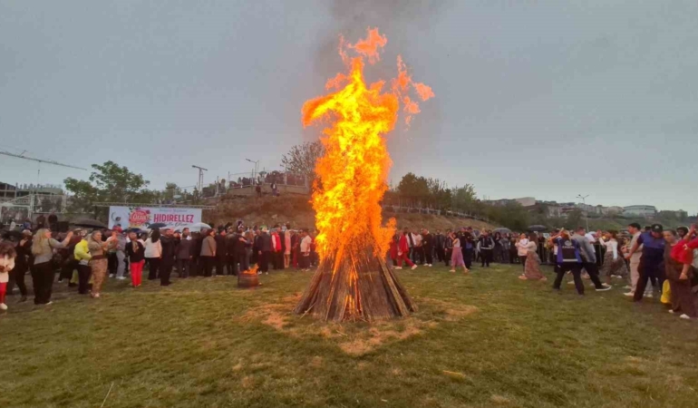 Kakava ateşi Tekirdağ’ı sardı: Baharı danslarla karşıladılar