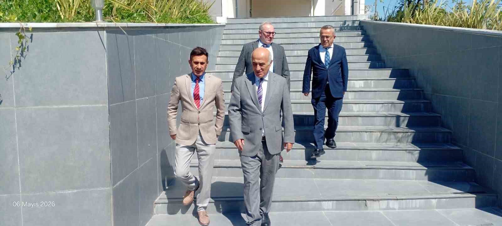 Gemlik Kaymakamı ve Gemlik MYO Müdürü’nden Açık Ceza İnfaz Kurumu’na ziyaret
