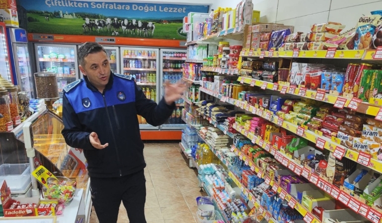 Zabıta ekiplerinden bakkal ve marketlere denetim