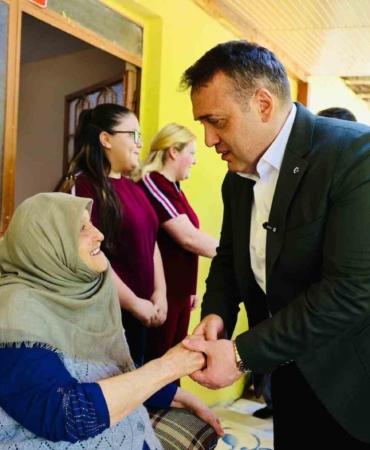 Şehit ailesine bayramda anlamlı buluşma