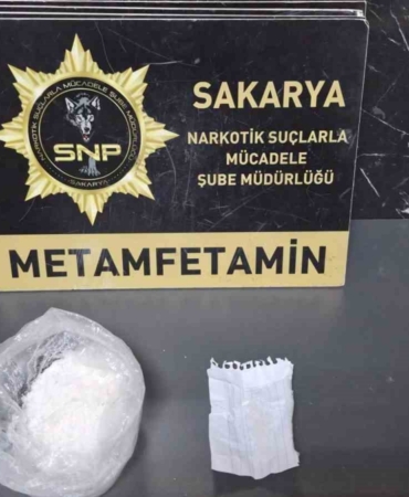 Polisten 4 ayrı uyuşturucu operasyonu: 4 tutuklama