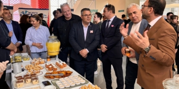 Burhaniye’de üniversitelilerin bahar coşkusu