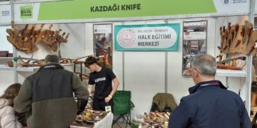 Edremit’in el yapımı bıçakları dünya vitrininde