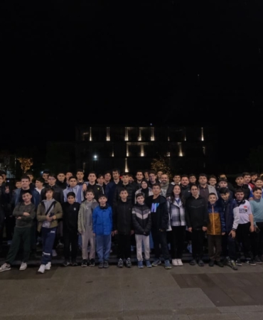 İnegöl Belediyesi öğrencileri robot yarışmasına götürdü