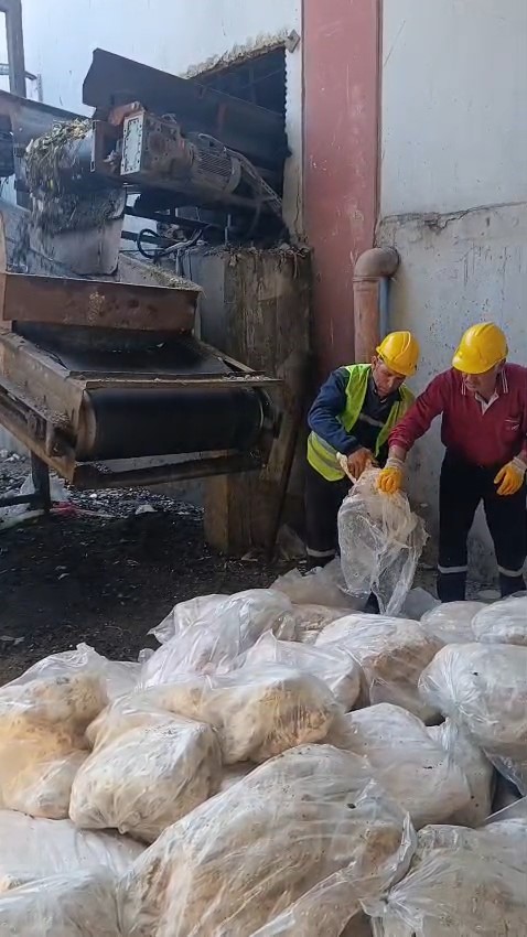 Tekirdağ’da 1 ton 200 kilogram sağlıksız mumbar imha edildi