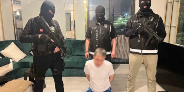 Uluslararası suç örgütü lideri Johannes Leijdekkers’in kırmızı bültenle aranan kardeşi kardeşi Wilhelmus Adrianus Leijdekkers, Milli İstihbarat Teşkilatı (MİT) ve İstanbul polisinin düzenlediği operasyon ile yakalandı. Leijdekkers, Hollanda yetkili makamlarınca, "Suçtan Kaynaklanan Mal Varlığı Değerlerini Aklama" suçu kapsamında, ülkesine iadesi isteniyor.